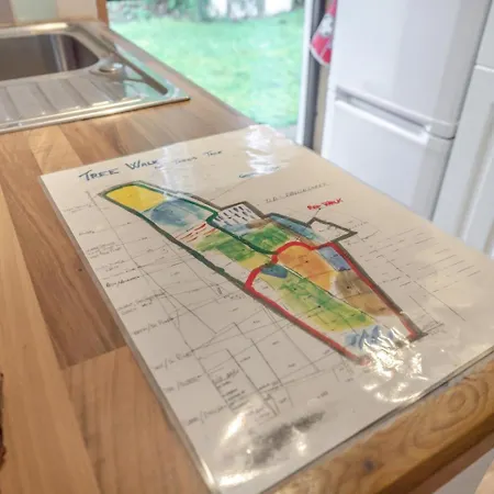 2 Bed In Oc-ii15381 * Curry